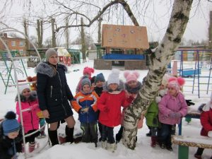 Подробнее о статье Акция «Трудно птицам зимовать – надо птицам помогать»