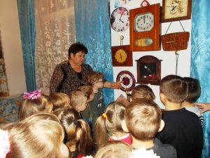 Подробнее о статье Мини-музей «Тик-так ходики»