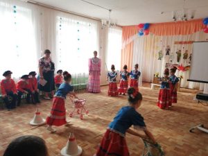 Праздник «Казачьи забавы»