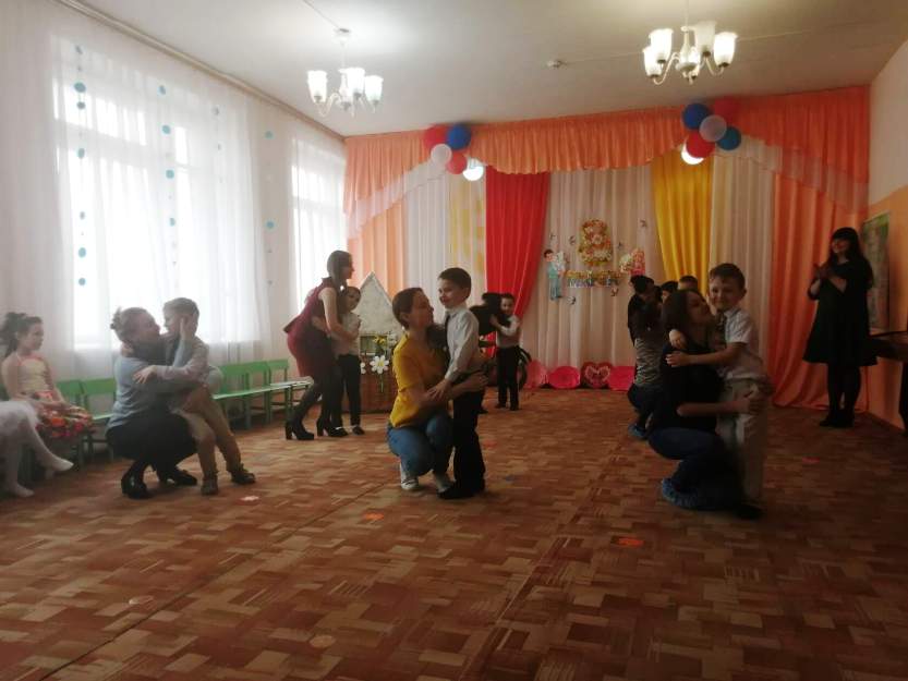 Праздник «Мамина улыбка»