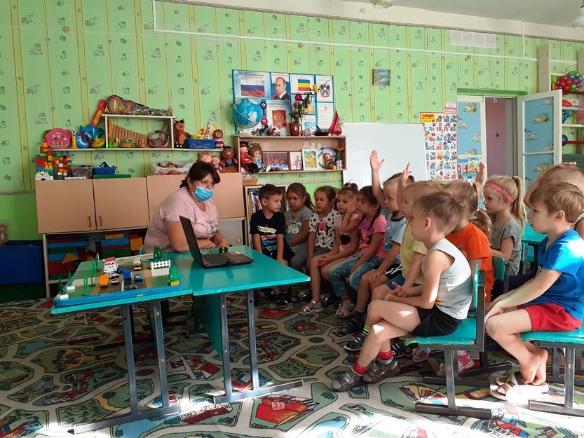 Чтоб в беду не угодить, нужно правила учить!