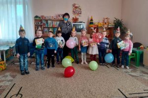 Подробнее о статье День именинника в средней группе «Звёздочки»