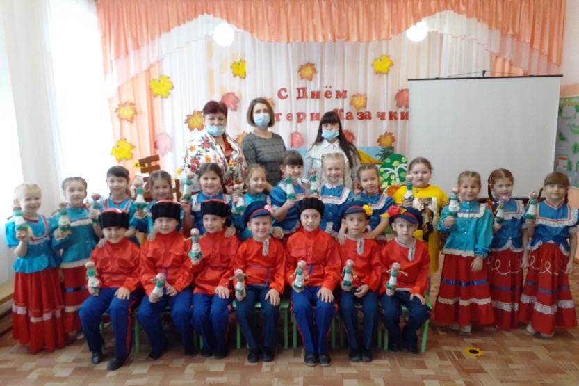 Вы сейчас просматриваете День матери-казачки в группе «Непоседы»