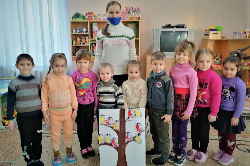Подробнее о статье Акция «Птичку жалко» в средней группе
