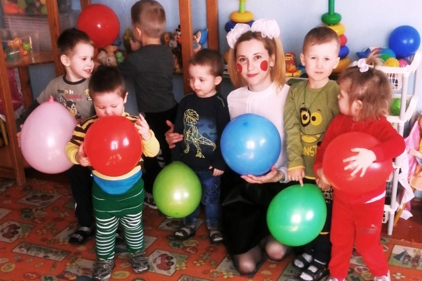 Подробнее о статье Праздник смеха и улыбки к нам пришел весной!