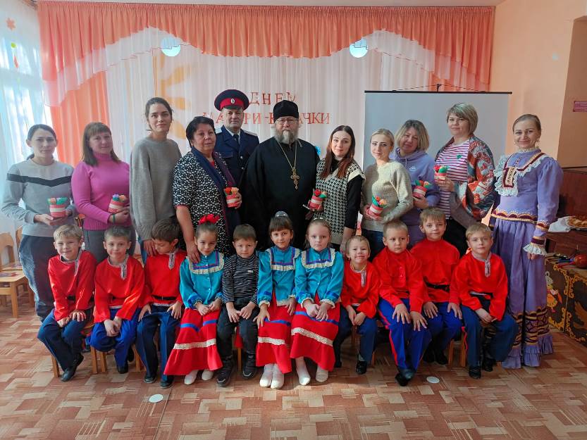 Подробнее о статье «День матери – казачки» в подготовительной группе