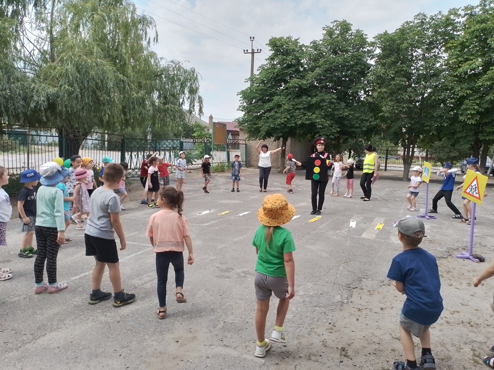 Вы сейчас просматриваете Неделя безопасности ПДД