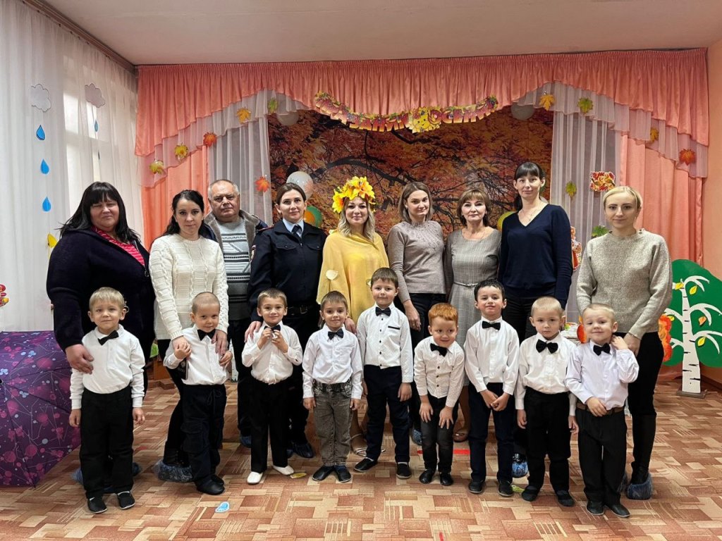 Вы сейчас просматриваете Праздник «Осени» «Волшебный сундучок»