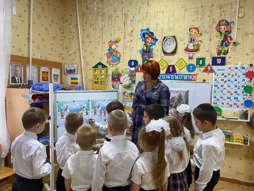 Подробнее о статье Занятие в подготовительной группе «Зимушка – зима»