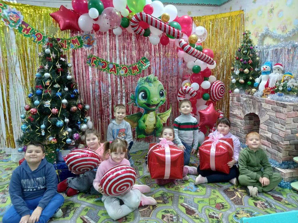 Вы сейчас просматриваете Победители  конкурса фотозоны « Новогоднее чудо»