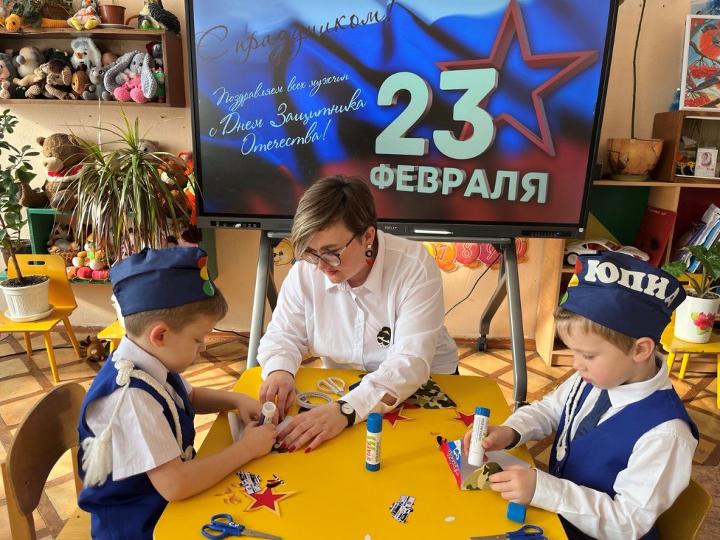 Трогательное поздравление сотрудников ОГАИ