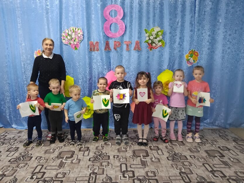 Подробнее о статье Букет для любимой мамочки в технике объёмной аппликации