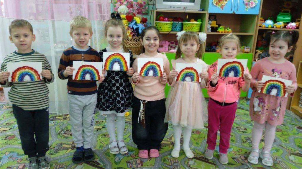Вы сейчас просматриваете Кружок «Волшебные ручки»